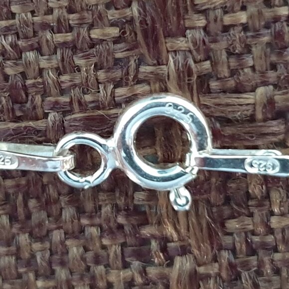 Pretty 925 Sterling Round Baguette White Quartz Crystal Heart Shape Love Pendant - Picture 11 of 12